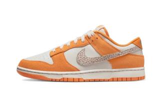 Nike Dunk Low  Safari Swoosh Kumquat  Velikost: 39