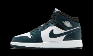 Tenisky Jordan 1 Mid Dark Teal GS Velikost: 36.5