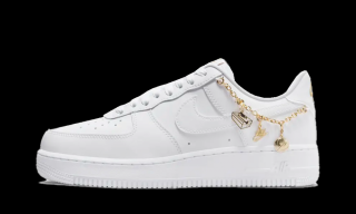 Tenisky Nike Air Force 1 Low LX Lucky Charms White Velikost: 37.5