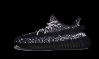 Yeezy Boost 350 V2  Black (Reflective)  Velikost: 36 2/3