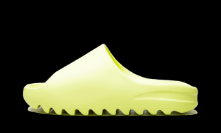 Yeezy Slide  Glow Green  Velikost: 37