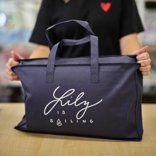 Lily is sailing  Ochranný obal Varianta: obal na péřovou zavinovačku 80x80