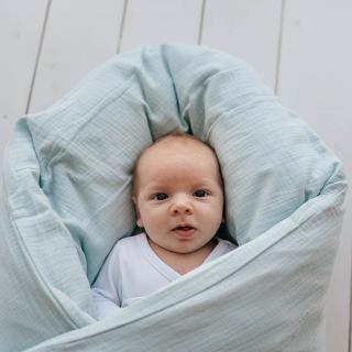 Lily is sailing Péřová zavinovačka - Mintový mušelín Varianta: péřová výplň + povlak zavazování páskem, Velikost: 100 x 100 cm