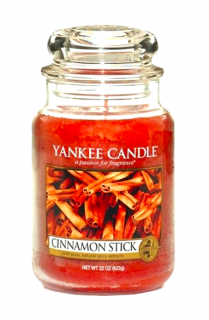 Yankee Candle svíčka 623 g Cinnamon Stick (USA)