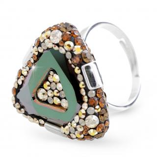 Stříbrný luxusní prsten trojúhelník s kameny Swarovski Hnědý