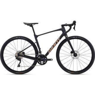 Giant REVOLT ADVANCED 3 2024 Velikost: ML, Barva: Carbon