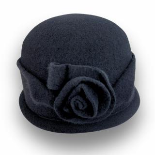 Dámská černá zimní čepice 100% vlna Woolmark Quality W-0526/018