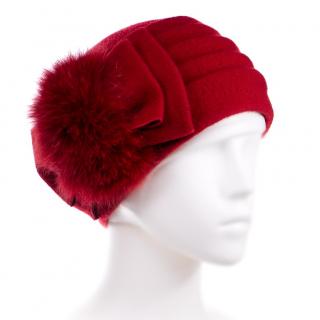 Dámská zimní čepice s kožešinou W-0007/001 červená