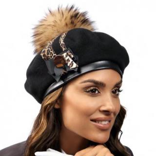 Dámský černý vlněný baret s bambulí W-0533/018