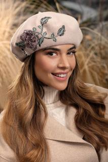 Krumlovanka Béžový dámský baret s výšivkou 100% vlna Woolmark W-0843/517
