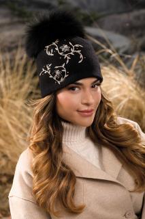 Krumlovanka Černá zimní čepice s bambulí 100%vlna Woolmark W-0831/018