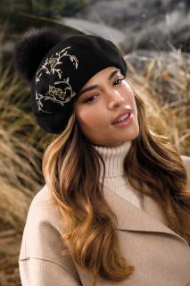 Krumlovanka Černý luxusní baret s bambulí 100% vlna Woolmark výšiv W-0824/018