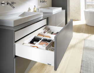 BLUM Legrabox pure bílý - sada C 600 / 70 kg bez čelního kování