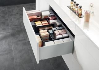BLUM Legrabox pure TOB šedý - sada C 450 / 40 kg bez čelního kování