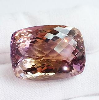 Ametrín z Bolívie 24x17mm Váha: 37.05ct