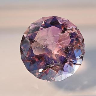 Ametyst z Moravy 17x17mm Váha: 14.87ct /VIDEO/