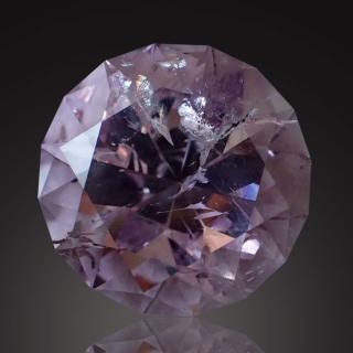 Ametyst z Moravy 20x20mm Váha: 28ct