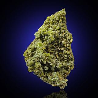 Plumbogummit na pyromorfitu  z Číny 82x52mm