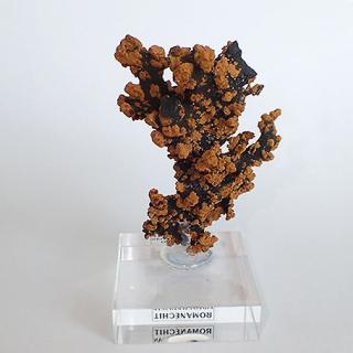 Romanéchit z Maďarska 68x38mm
