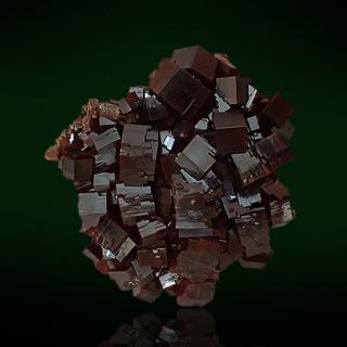 Vanadinit z Maroka 60x67mm