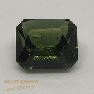 Vltavín z Čech 19x15,5x19mm Váha: 30.6ct