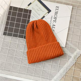 Oranžová zimní pletená čepice bez bambule nebo s bambulí A20/15 (Dámská / pánská vlněná unisex teplá čepice)
