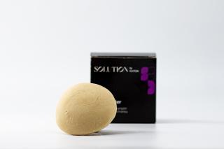 Kvitok Solution Prebiotický tuhý šampon s anti-pollution ochranou Hair Booster (50 g)