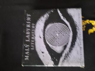 ANTIK: MALÝ LABYRINT LITERATURY