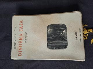 DIVOŠKA JAJA - Benjamin Klička