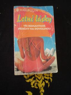 Letní lásky: Bosá kouzelnice / Nebezpečné noci na Havaji / Leopardova žena