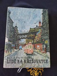 Lidé na křižovatce