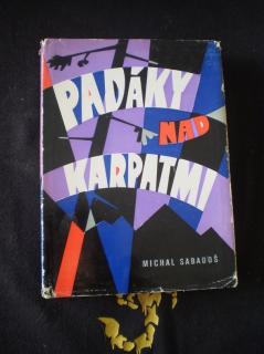 Padáky nad Karpatmi