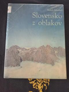 Slovensko z oblakov