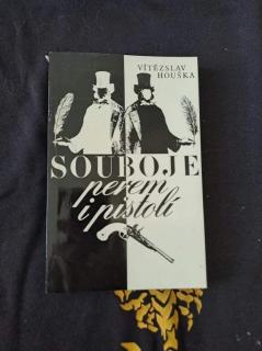 Souboje perem i pistolí