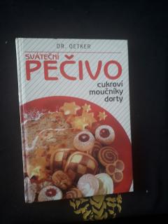 Sváteční pečivo cukroví, moučníky, dorty
