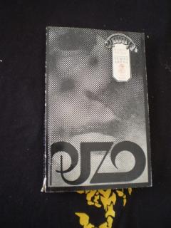 TEMNÁ ARÉNA - Mario Puzo