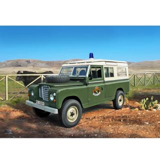 Italeri LAND ROVER III 109  Guardia Civil  Model Set auta 1:35, ??? dielov (LAND ROVER III 109  Guardia Civil  PLASTIC MODEL 1:24, Model No.: 6542)