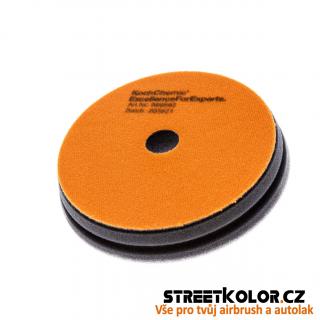 KochChemie Středně tvrdý oranžový leštící kotouč na jednokrokové leštění 126x23 (KochChemie One Cut Pad 126x23mm)