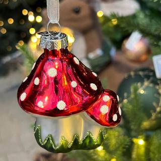 SKLENENÁ VIANOČNÁ OZDOBA - MUCHOTRÁVKY (7,5 CM)
