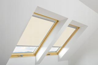 Roleta ARP I Fakro 66 x 98 cm zastiňovací na střešní okno světle béžová