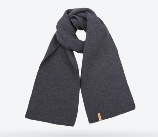 KAMA Pletená merino šála S07 111 Tm. Šedá Graphite