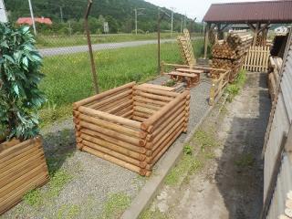 Kompostér dřevěný 120 x 120 x 80 cm