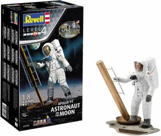 Revell Apollo 11 Astronauti na Měsíci Giftset1:8