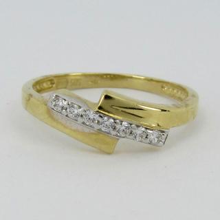 Zlatý prsten se zirkony Z70-194 váha: 1.75 g, Velikost: 54, ryzost: Au 585/1000