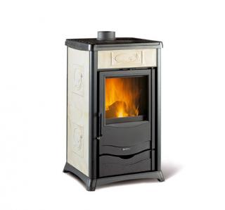 La Nordica TermoRossella Plus Evo D.S.A. 4.0 - Krbová kamna na dřevo s teplovodním výměníkem  Pro další slevu volejte +420 778 500 111 Barva: PANN