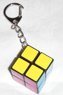 Rubikova kostka 2x2x2 - klíčenka (plastový hlavolam)