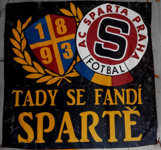 Vlajka - Tady se fandí Spartě! (90*90cm)