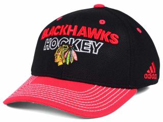 Kšiltovka Chicago Blackhawks adidas NHL Locker Room Structured Flex Cap Velikost: S/M