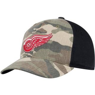 Kšiltovka Detroit Red Wings Adidas Camo Adjustable