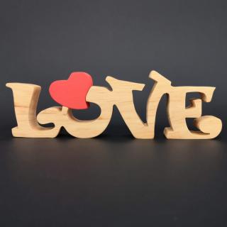 Dřevěná dekorace nápis LOVE, masivní dřevo, 25x8 cm